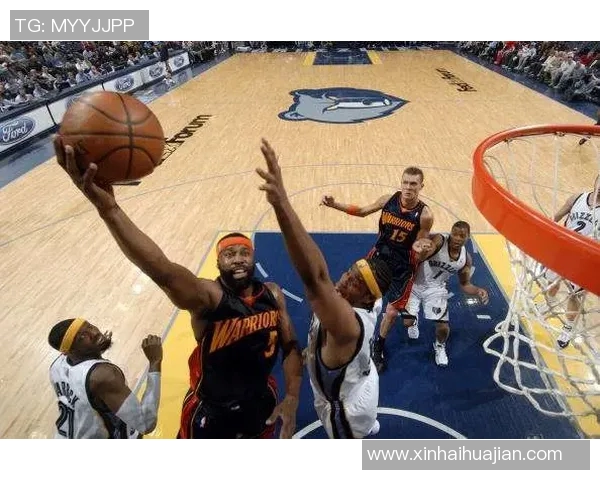 勇士与雷霆常规赛巅峰对决精彩回顾与赛季展望 勇士与雷霆常规赛巅峰对决精彩回顾与赛季展望